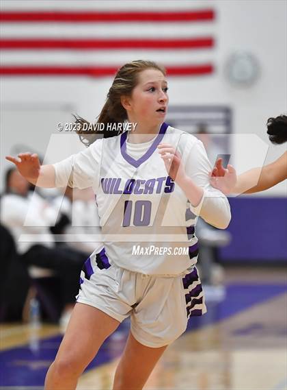 Thumbnail 2 in Silver Creek vs Arvada West photogallery.