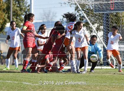 Thumbnail 1 in Lee [Robert E.] vs Burbank (SAISD Tournament) photogallery.