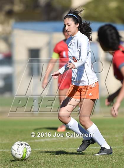 Thumbnail 1 in Lee [Robert E.] vs Burbank (SAISD Tournament) photogallery.