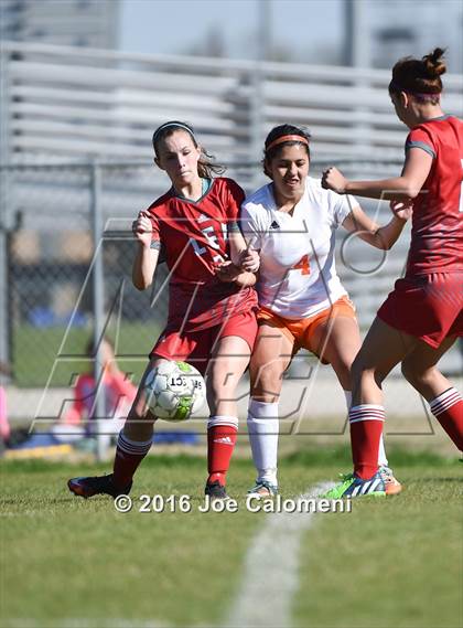 Thumbnail 1 in Lee [Robert E.] vs Burbank (SAISD Tournament) photogallery.