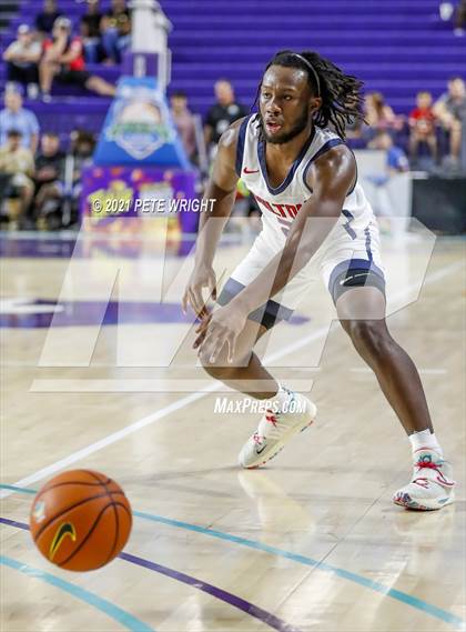 Thumbnail 2 in Milton vs Calvary Christian (City of Palms Classic) photogallery.