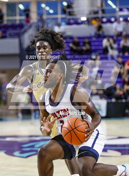 Thumbnail 1 in Milton vs Calvary Christian (City of Palms Classic) photogallery.