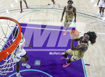Thumbnail 3 in Milton vs Calvary Christian (City of Palms Classic) photogallery.