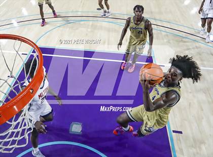 Thumbnail 1 in Milton vs Calvary Christian (City of Palms Classic) photogallery.
