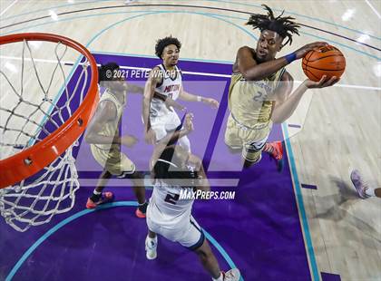 Thumbnail 2 in Milton vs Calvary Christian (City of Palms Classic) photogallery.