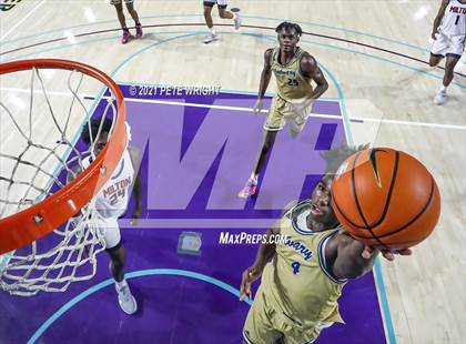 Thumbnail 2 in Milton vs Calvary Christian (City of Palms Classic) photogallery.