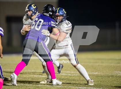 Thumbnail 1 in Cuthbertson @ Porter Ridge photogallery.