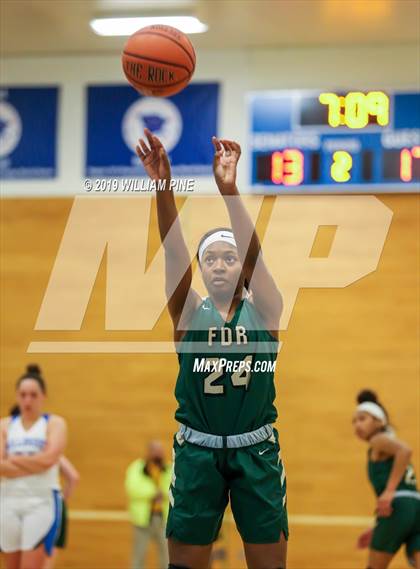 Thumbnail 1 in Millbrook vs Roosevelt (MHAL Final) photogallery.