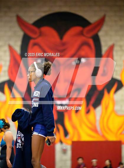 Thumbnail 3 in Metro Conference Championship photogallery.