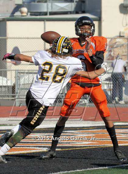 Thumbnail 2 in Antioch vs Pittsburg photogallery.