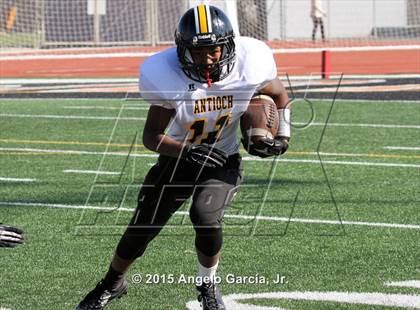 Thumbnail 3 in Antioch vs Pittsburg photogallery.