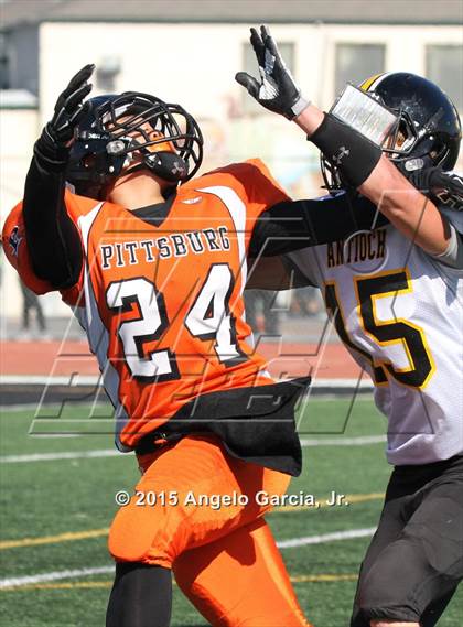 Thumbnail 1 in Antioch vs Pittsburg photogallery.
