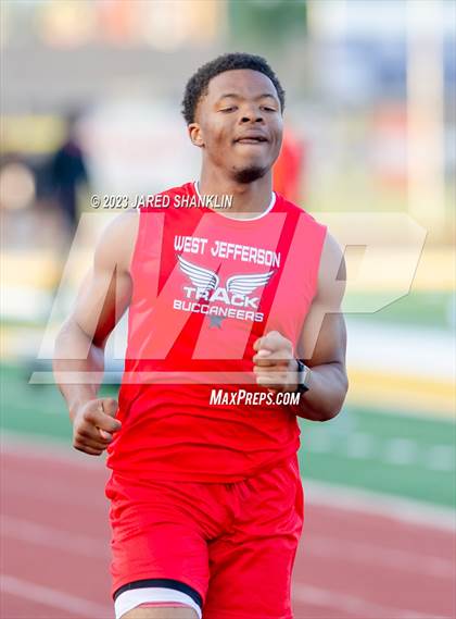 Thumbnail 3 in LHSAA Region 3-5A(Regional Track Meet) photogallery.