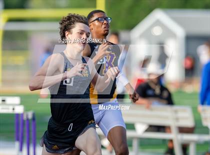 Thumbnail 2 in LHSAA Region 3-5A(Regional Track Meet) photogallery.