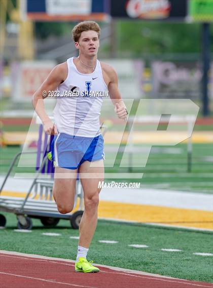 Thumbnail 1 in LHSAA Region 3-5A(Regional Track Meet) photogallery.