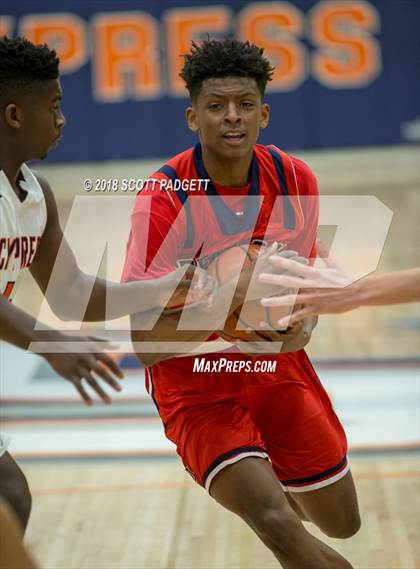 Thumbnail 2 in Great Oak vs. Cypress (CIF SS Division II Second Round Playoff) photogallery.