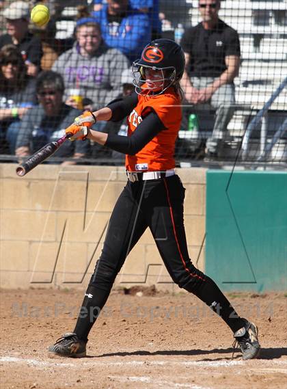Thumbnail 2 in Gilmer vs. Beckville (Carthage TNT Tournament) photogallery.