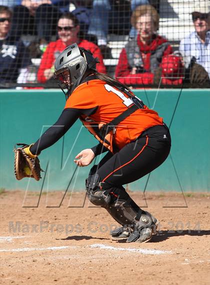 Thumbnail 3 in Gilmer vs. Beckville (Carthage TNT Tournament) photogallery.