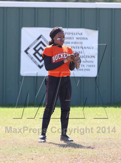 Thumbnail 3 in Gilmer vs. Beckville (Carthage TNT Tournament) photogallery.