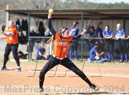 Thumbnail 3 in Gilmer vs. Beckville (Carthage TNT Tournament) photogallery.