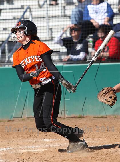 Thumbnail 3 in Gilmer vs. Beckville (Carthage TNT Tournament) photogallery.