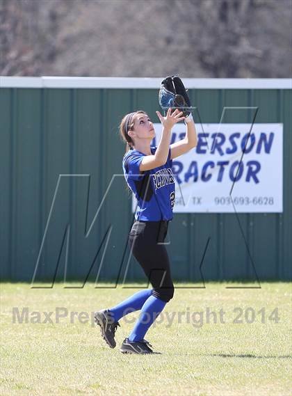 Thumbnail 1 in Gilmer vs. Beckville (Carthage TNT Tournament) photogallery.