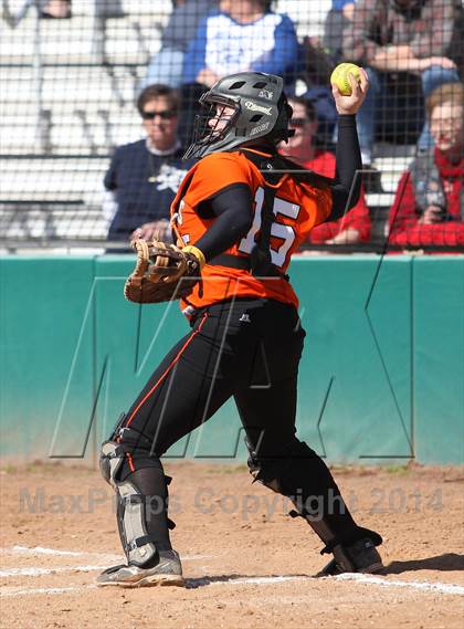 Thumbnail 2 in Gilmer vs. Beckville (Carthage TNT Tournament) photogallery.
