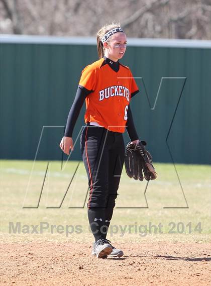 Thumbnail 2 in Gilmer vs. Beckville (Carthage TNT Tournament) photogallery.