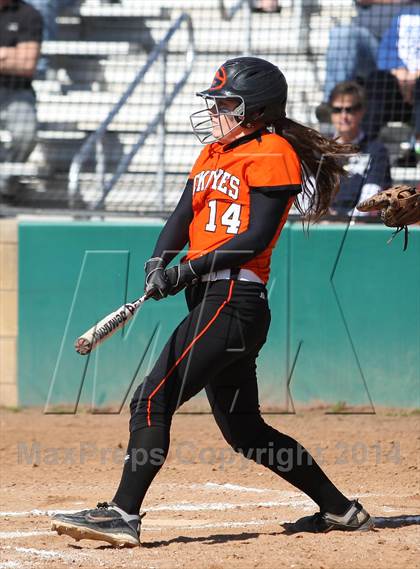Thumbnail 3 in Gilmer vs. Beckville (Carthage TNT Tournament) photogallery.