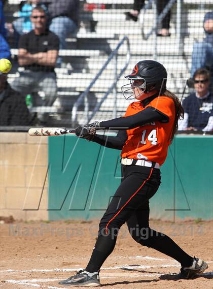 Thumbnail 2 in Gilmer vs. Beckville (Carthage TNT Tournament) photogallery.
