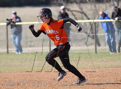 Thumbnail 2 in Gilmer vs. Beckville (Carthage TNT Tournament) photogallery.