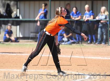 Thumbnail 2 in Gilmer vs. Beckville (Carthage TNT Tournament) photogallery.
