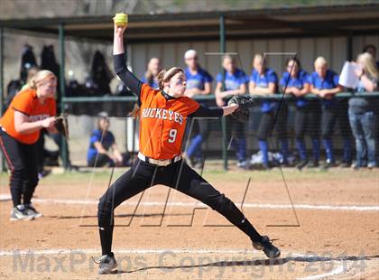 Thumbnail 2 in Gilmer vs. Beckville (Carthage TNT Tournament) photogallery.
