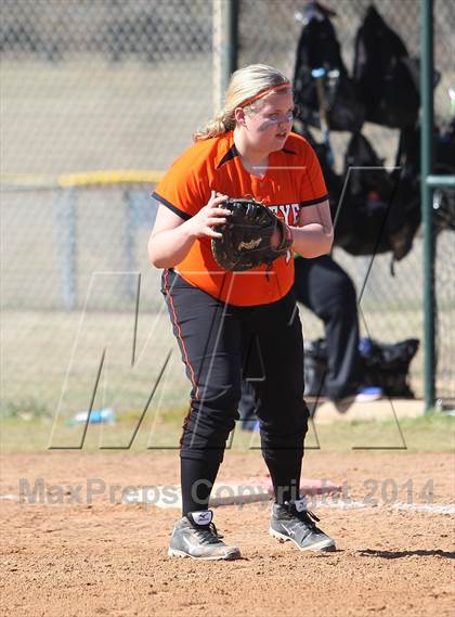 Thumbnail 3 in Gilmer vs. Beckville (Carthage TNT Tournament) photogallery.