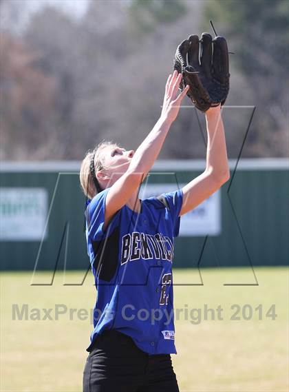 Thumbnail 1 in Gilmer vs. Beckville (Carthage TNT Tournament) photogallery.