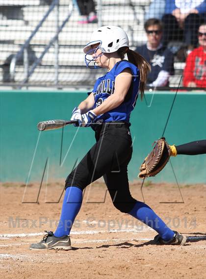 Thumbnail 3 in Gilmer vs. Beckville (Carthage TNT Tournament) photogallery.