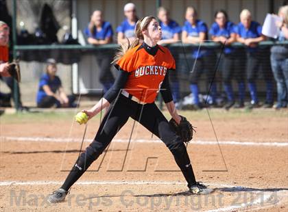 Thumbnail 3 in Gilmer vs. Beckville (Carthage TNT Tournament) photogallery.
