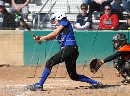 Thumbnail 3 in Gilmer vs. Beckville (Carthage TNT Tournament) photogallery.