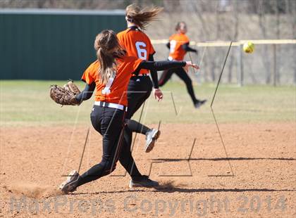 Thumbnail 1 in Gilmer vs. Beckville (Carthage TNT Tournament) photogallery.