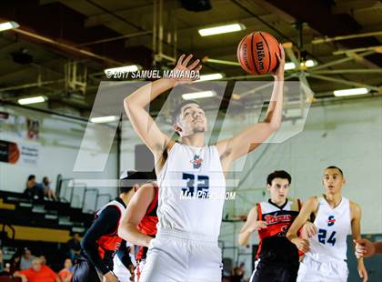 Thumbnail 3 in Shalhevet vs Sylmar (West Valley Tip-off) photogallery.