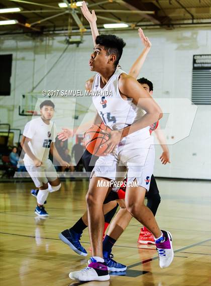 Thumbnail 2 in Shalhevet vs Sylmar (West Valley Tip-off) photogallery.
