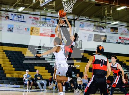 Thumbnail 2 in Shalhevet vs Sylmar (West Valley Tip-off) photogallery.