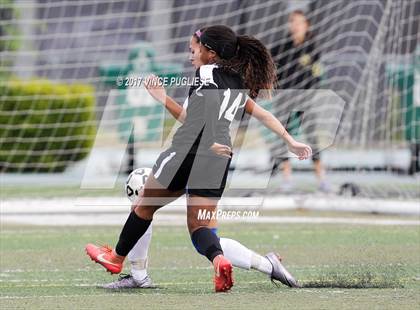 Thumbnail 3 in Granada Hills Charter vs. El Camino Real (CIF LA City Section D1 Final) photogallery.