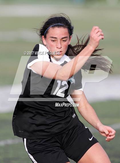 Thumbnail 2 in Granada Hills Charter vs. El Camino Real (CIF LA City Section D1 Final) photogallery.