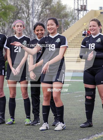 Thumbnail 2 in Granada Hills Charter vs. El Camino Real (CIF LA City Section D1 Final) photogallery.