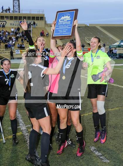 Thumbnail 2 in Granada Hills Charter vs. El Camino Real (CIF LA City Section D1 Final) photogallery.