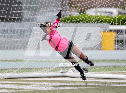 Thumbnail 2 in Granada Hills Charter vs. El Camino Real (CIF LA City Section D1 Final) photogallery.