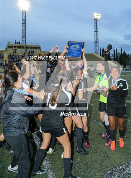 Thumbnail 3 in Granada Hills Charter vs. El Camino Real (CIF LA City Section D1 Final) photogallery.