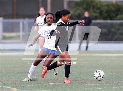 Thumbnail 3 in Granada Hills Charter vs. El Camino Real (CIF LA City Section D1 Final) photogallery.