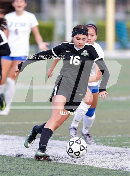 Thumbnail 3 in Granada Hills Charter vs. El Camino Real (CIF LA City Section D1 Final) photogallery.